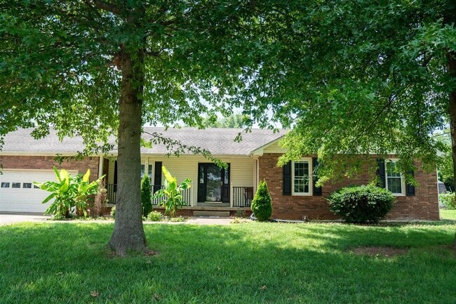 3309 Smallhouse Rd in Bowling Green, KY - Building Photo - Building Photo