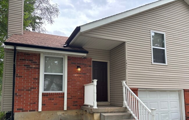 property at 1411 La Chateau Dr