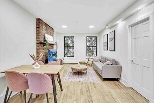 1830 3rd Ave in New York, NY - Building Photo