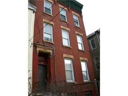 144 Union St in Jersey City, NJ - Building Photo