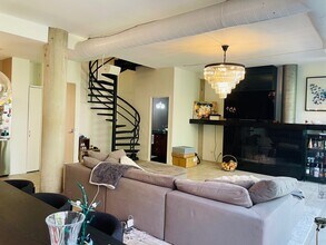 939 W Huron St in Chicago, IL - Building Photo - Building Photo
