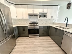 7755-7781 81 Ave NW in Edmonton, AB - Building Photo - Building Photo