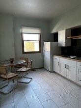 2060 Whittier St in Dubuque, IA - Building Photo - Building Photo