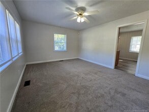 6505 Elkins Dr in Fayetteville, NC - Building Photo - Building Photo