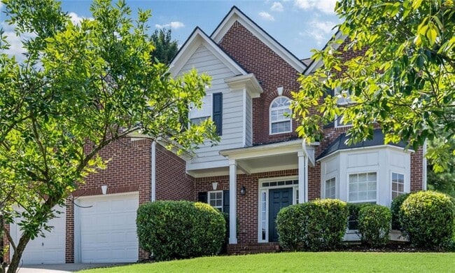 property at 3852 Roxfield Dr NE