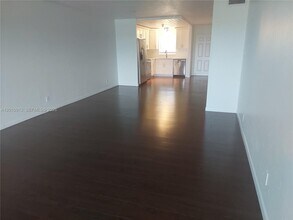 1617 SE 15th St in Fort Lauderdale, FL - Building Photo - Building Photo