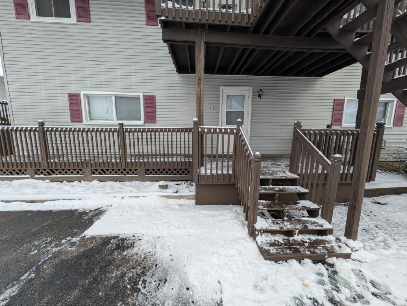 209 W Oak St in Ellettsville, IN - Building Photo