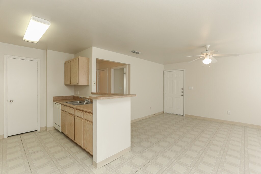 El Pueblo Dorado Apartments Pharr, TX Apartments