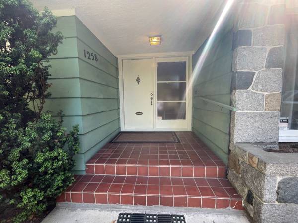 property at 1258 W 33rd Ave
