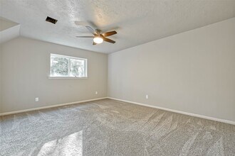 3615 Highfalls Dr in Houston, TX - Building Photo - Building Photo