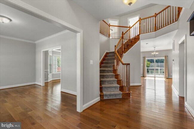 3428 Hill Gail Dr in Chesapeake Beach, MD - Foto de edificio - Building Photo