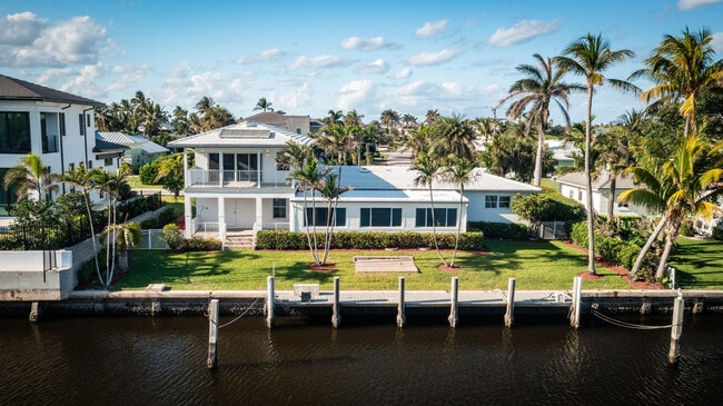2 Inlet Cay Dr in Boynton Beach, FL - Building Photo - Building Photo
