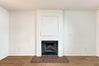 1904 Goodrich Ave in Austin, TX - Building Photo - Building Photo