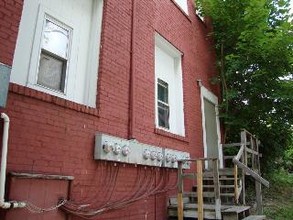 Mayor Manor in Bluefield, WV - Building Photo - Building Photo