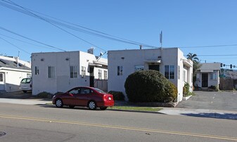 103-109 Roosevelt Ave in National City, CA - Building Photo