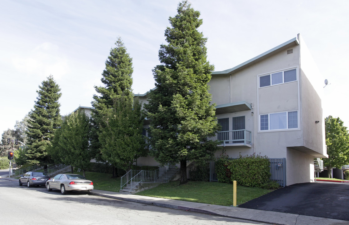 Bay Vista Apartments in Vallejo, CA - Building Photo