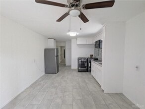 6 Taylor N Rd in McAllen, TX - Building Photo - Building Photo