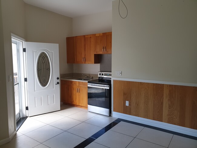 property at 1922 10th Ave