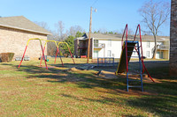 Bonnie Doone Apartments in Athens, AL - Building Photo - Building Photo