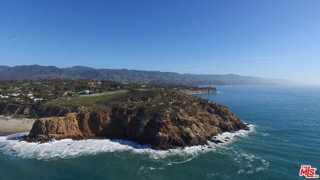 29242 Sea Lion Pl in Malibu, CA - Building Photo - Building Photo