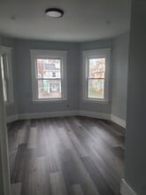 143 Mansfield St in Hartford, CT - Foto de edificio - Building Photo