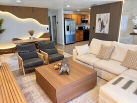 601 NW 10th St in Hallandale Beach, FL - Building Photo