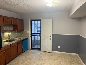 1894 Pannell Ave in Columbus, OH - Building Photo - Building Photo