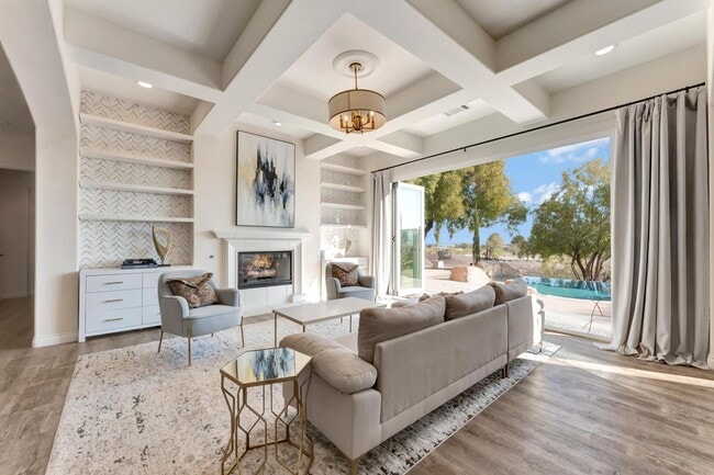 property at 904 Pont Chartrain Dr