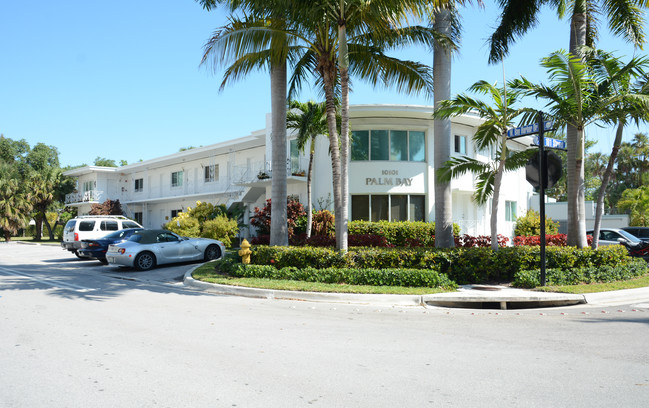 10101 W Bay Harbor Dr in Bay Harbor Islands, FL - Foto de edificio - Building Photo