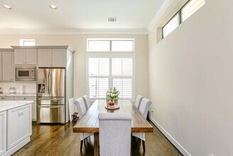 5309 Blossom St in Houston, TX - Building Photo - Building Photo