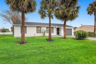 2937 SE Ironton Ave in Port St. Lucie, FL - Building Photo