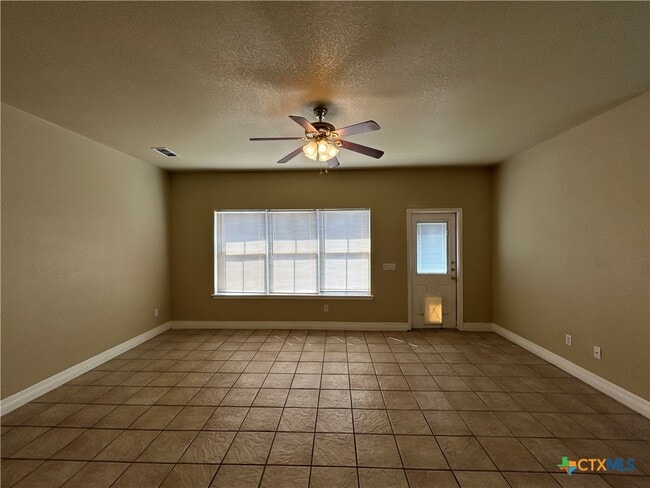 3049 Pine Valley Dr in New Braunfels, TX - Building Photo - Building Photo