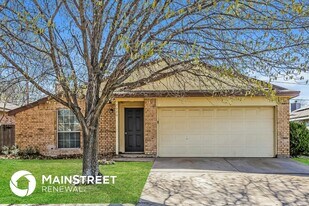 7000 Laurelhill Ct N in Fort Worth, TX - Building Photo