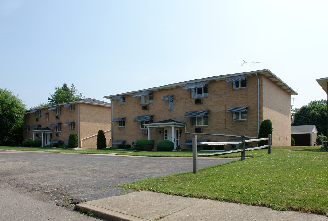 Linwood Apartments in Canton, OH - Foto de edificio