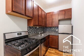 4635 N Paulina St, Unit 204 in Chicago, IL - Building Photo - Building Photo