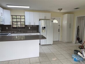3460 NW 208th St in Miami Gardens, FL - Building Photo - Building Photo