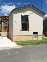 2901 Hwy 107 in McAllen, TX - Building Photo