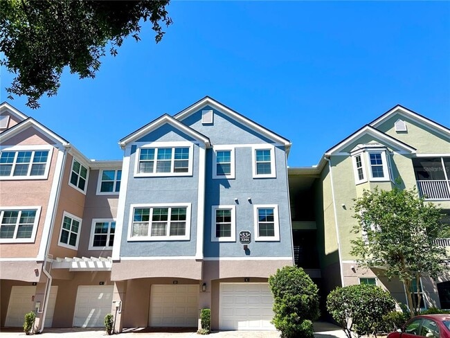 3344 Corona Village Way