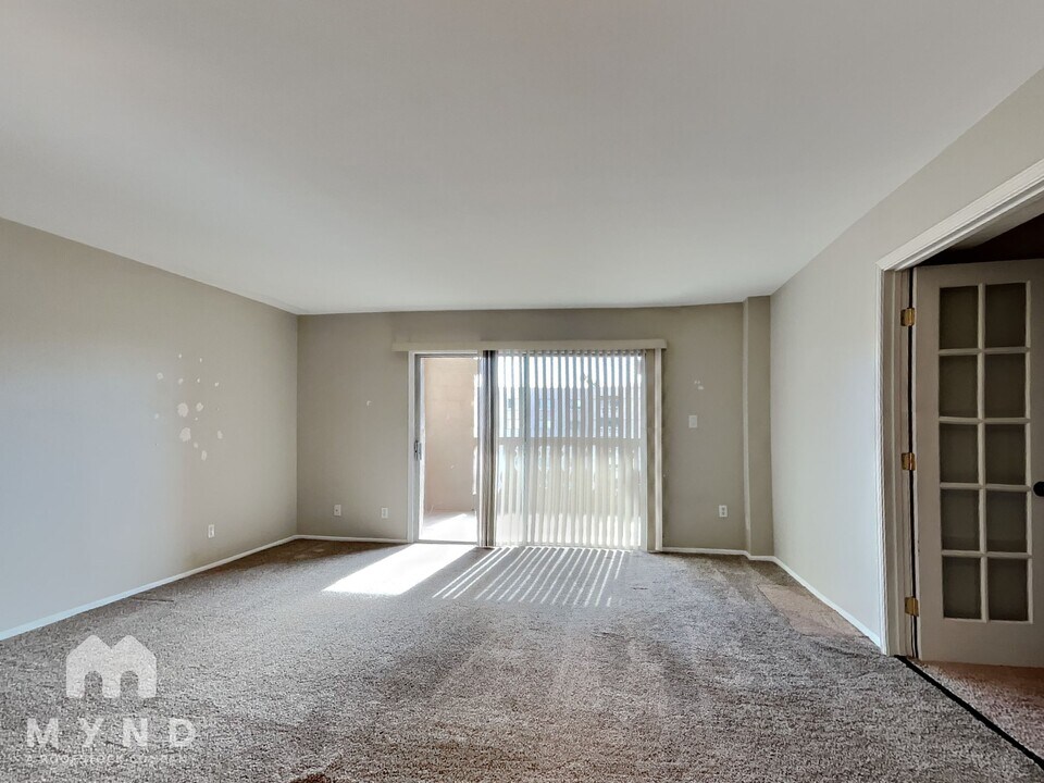 7850 E Camelback Rd in Scottsdale, AZ - Building Photo