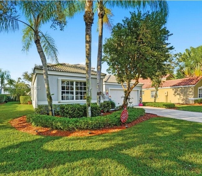 2019 Cove Ln in Weston, FL - Building Photo - Building Photo