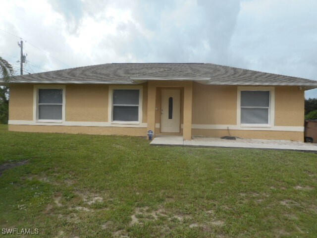 603 Marvin Ave in Lehigh Acres, FL - Building Photo