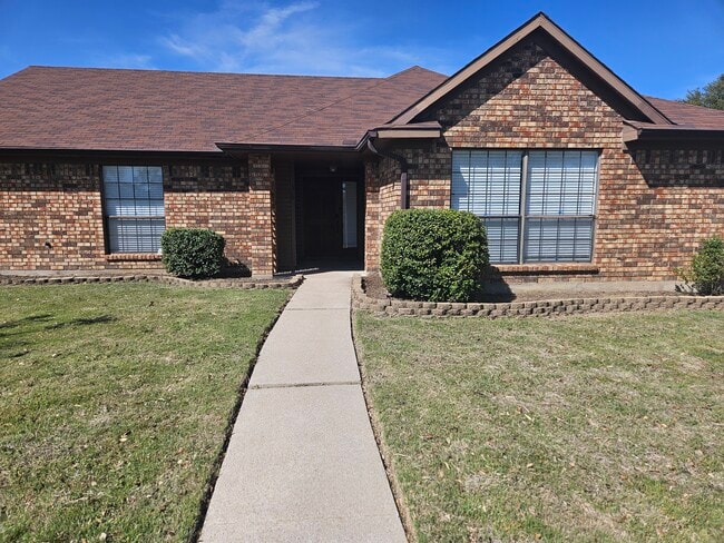 property at 580 Parkway Blvd