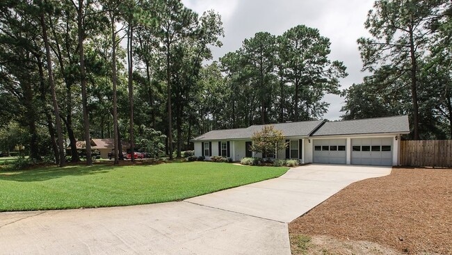 213 Cherokee Trail in Hinesville, GA - Building Photo - Building Photo