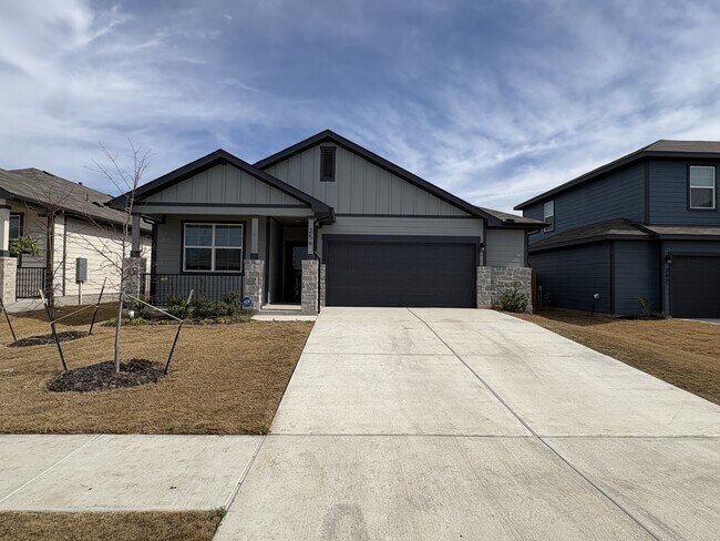 254 Texoma St in Kyle, TX - Building Photo - Building Photo