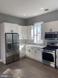 2700 Ash St photo'