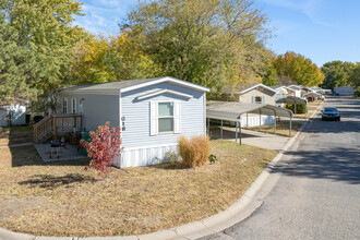 Lamplighter Mobile Home Park in Wichita, KS - Building Photo - Building Photo