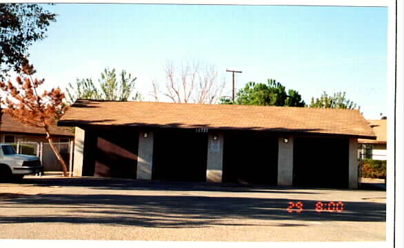 15721 Sago in Apple Valley, CA - Building Photo - Building Photo