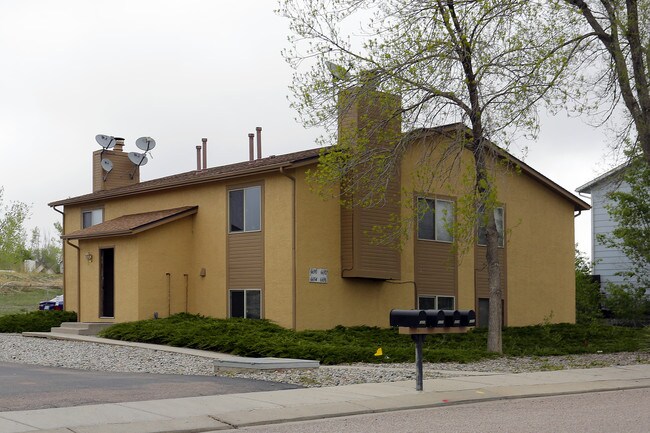 6670 Pahokee Ct in Colorado Springs, CO - Building Photo - Building Photo