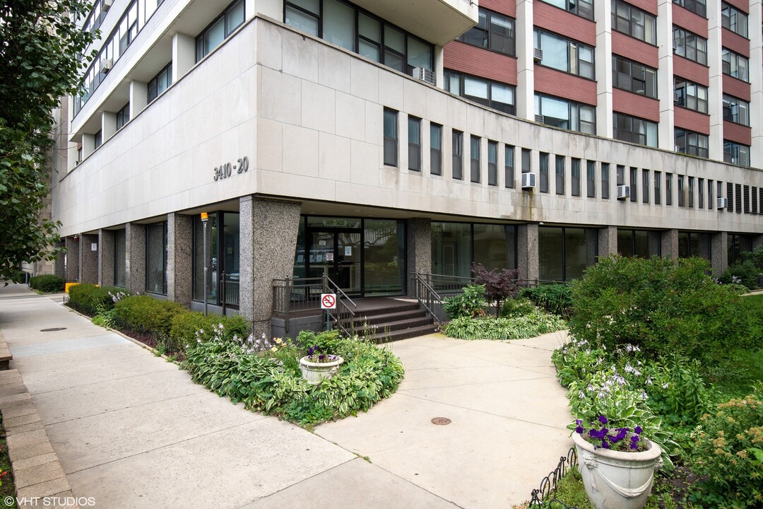 3410 N Lake Shore Dr in Chicago, IL - Building Photo