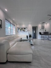 601 SE 5th Ct in Fort Lauderdale, FL - Building Photo - Building Photo